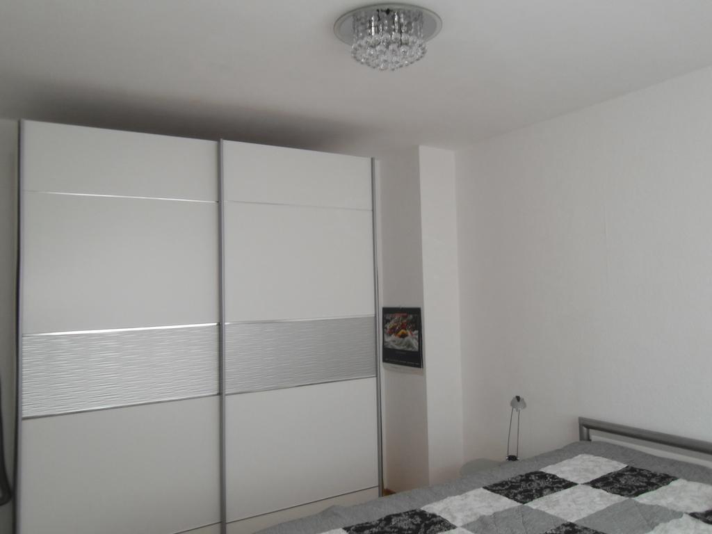 Ferienwohnung Sonnenschein Baden-Baden Zimmer foto